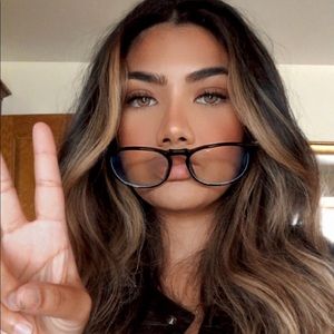 Meet your Posher, Mariam